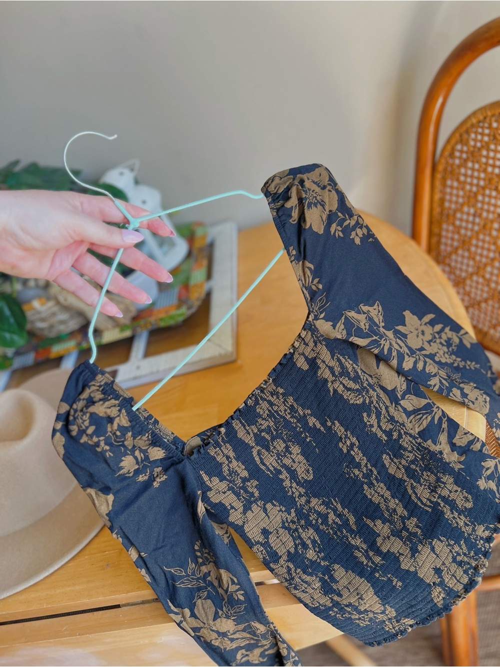 Reformation | Reign Top - Picture 8 of 9